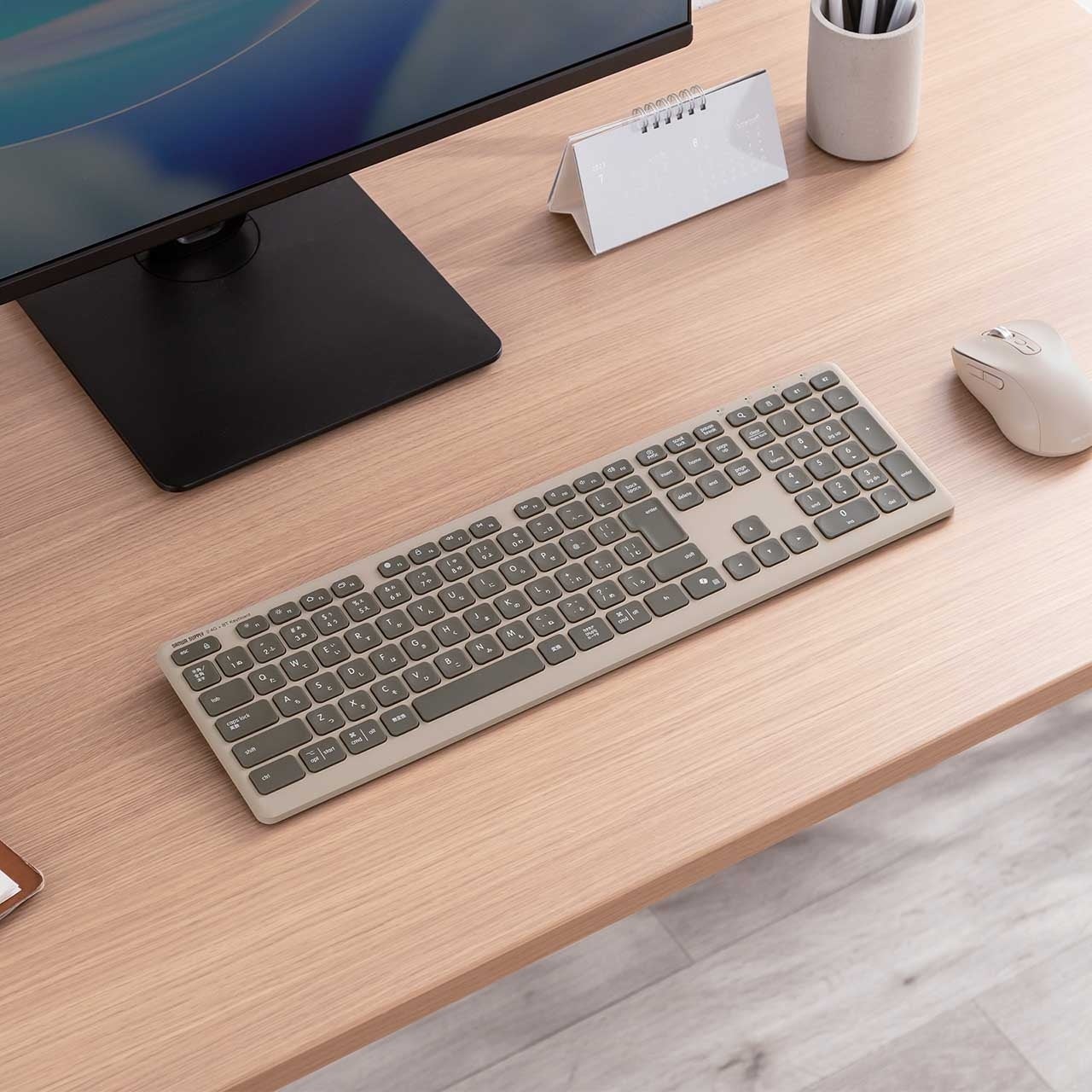 サンワサプライ、マルチ接続とType-C充電に対応した薄型ワイヤレスキーボードを発売