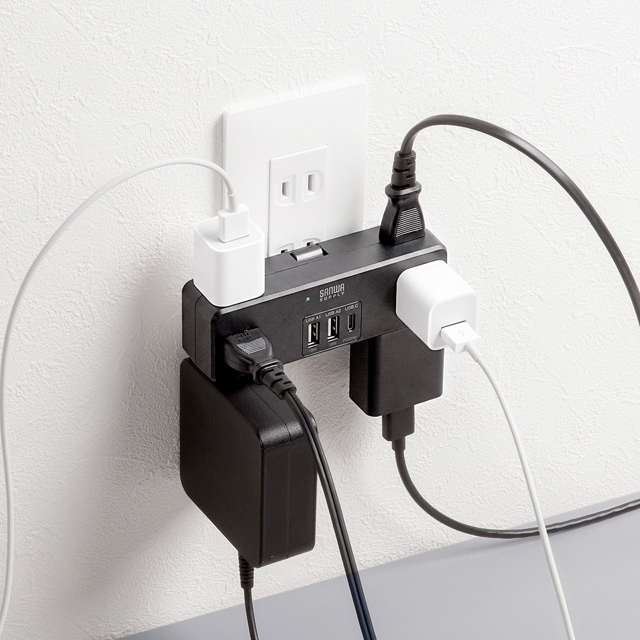 サンワサプライ、AC6個口とUSB3ポートで最大9台を接続できる直挿し電源タップの黒色を発売｜USB Type-CポートはPD20Wの急速充電に対応