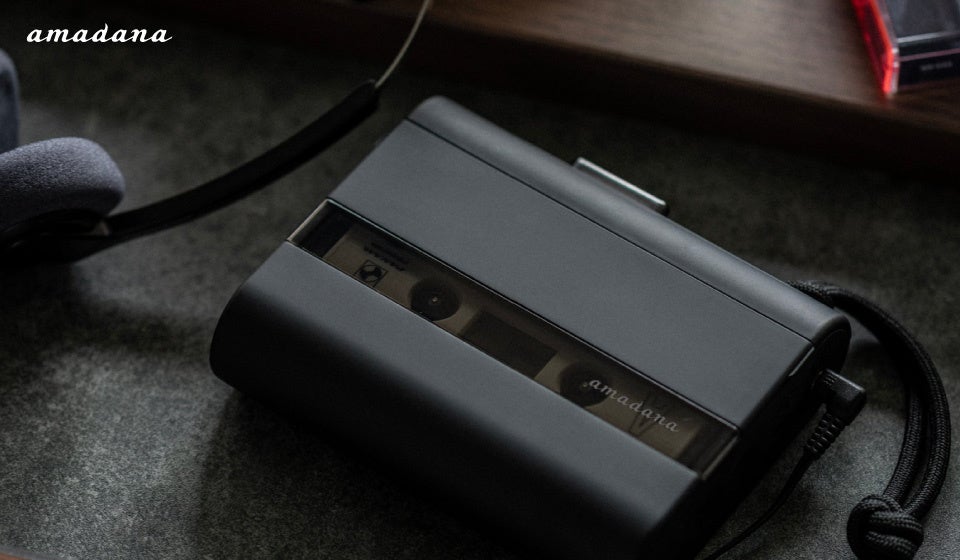amadana、スモークパネルを採用したポータブルカセットプレーヤー「CP10」を9月3日に発売｜CP10の製品概要と主な特徴