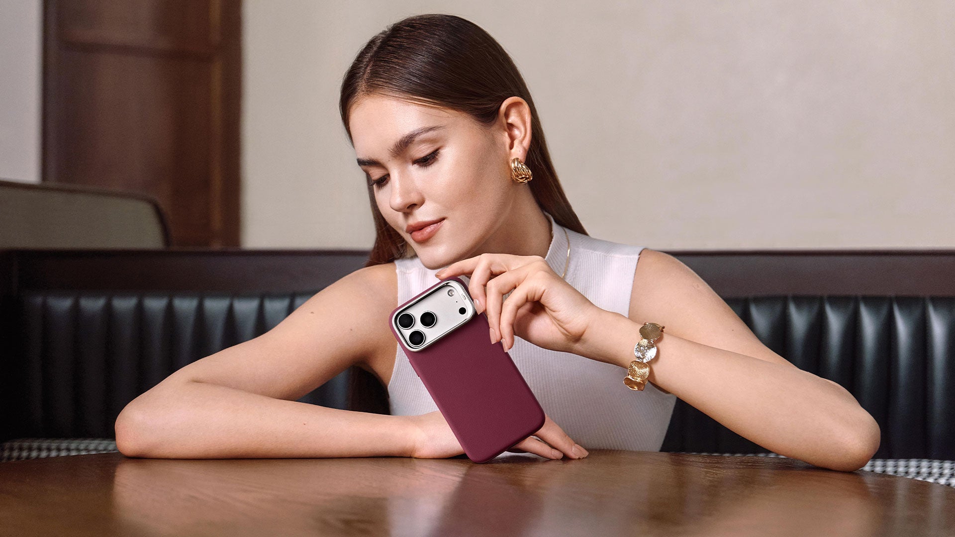 ESR、iPhone 17 Proシリーズ向けの「Atelier マグネットケース」を発売