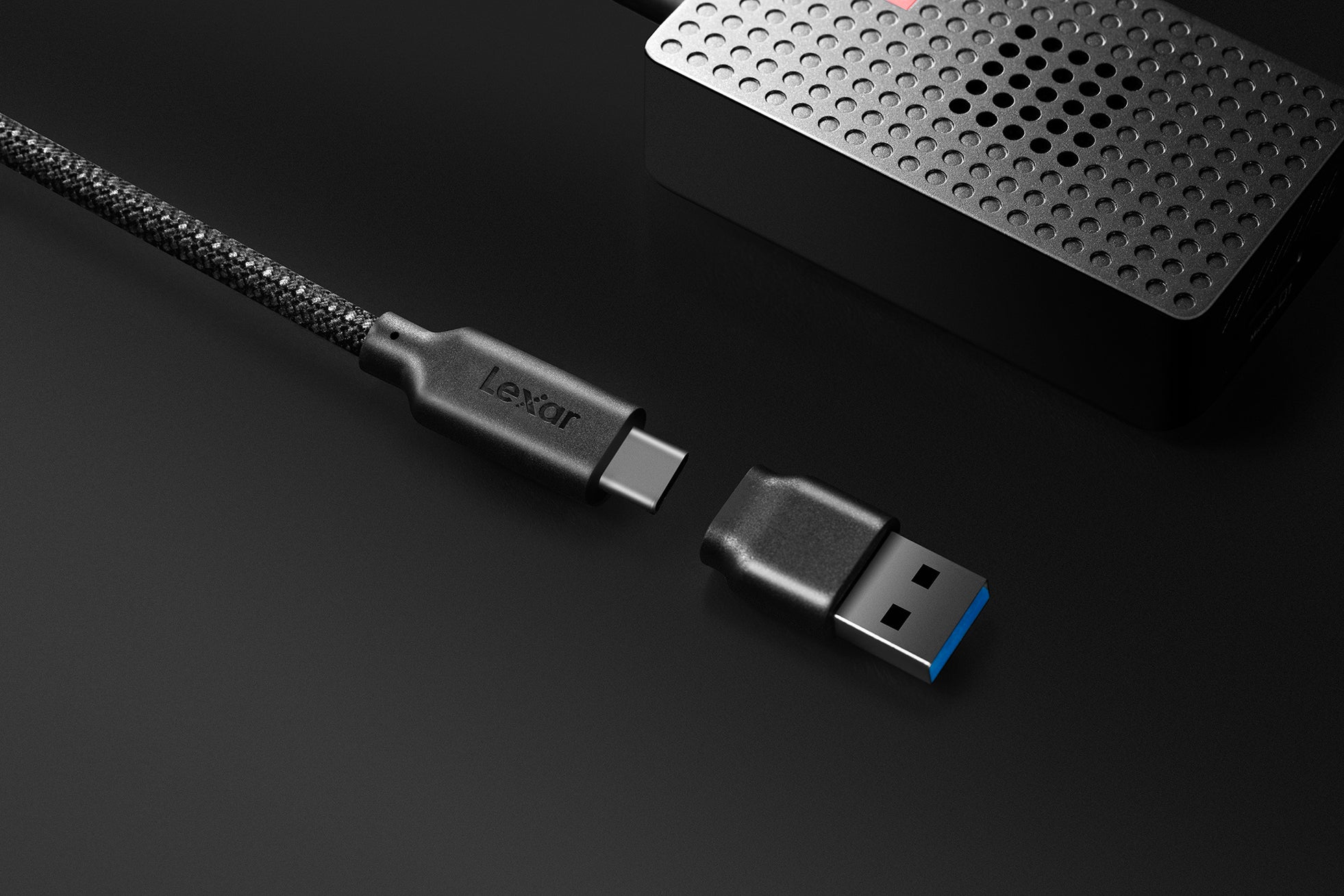 Lexar、microSD Expressの高速性能を活かすカードリーダー「RW540」の店舗販売を開始|Lexar microSDXC Expressカードリーダー RW540の特長