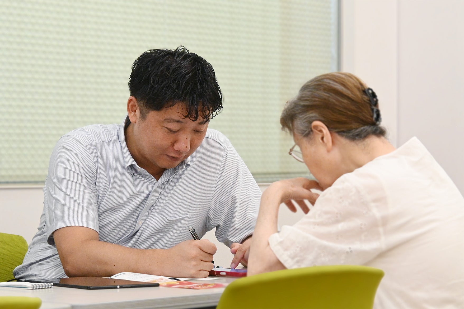 田中電気、自治体や企業向けに出張スマホ教室の提供を開始｜目的に合わせた柔軟な開催スタイル