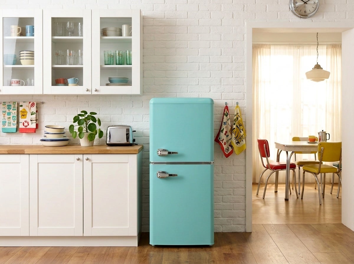 ジェネレーションパス、丸みのあるレトロデザインを採用したsimplusの2ドア冷蔵庫3サイズを発表｜simplusレトロ冷蔵庫の主な特徴