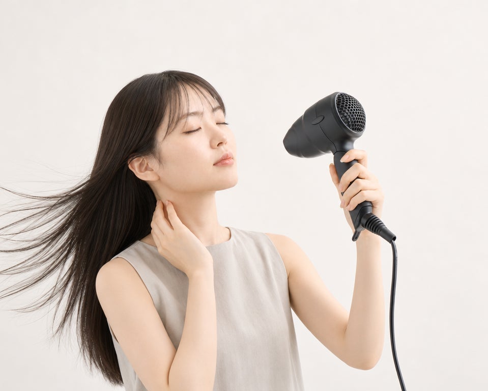 ジェネレーションパス、折りたたみ式で約0.4kgの速乾ヘアドライヤー「SP-HDR01」を発売｜主な特徴と機能