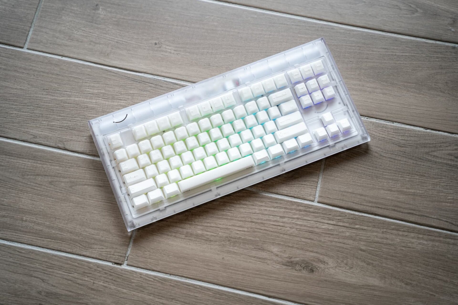 三陽合同会社、ソレノイドモジュール搭載の「Smurve80 3-Modeメカニカルキーボード」および新シリーズ「Lume Edition」の一般販売を開始｜取扱サイト