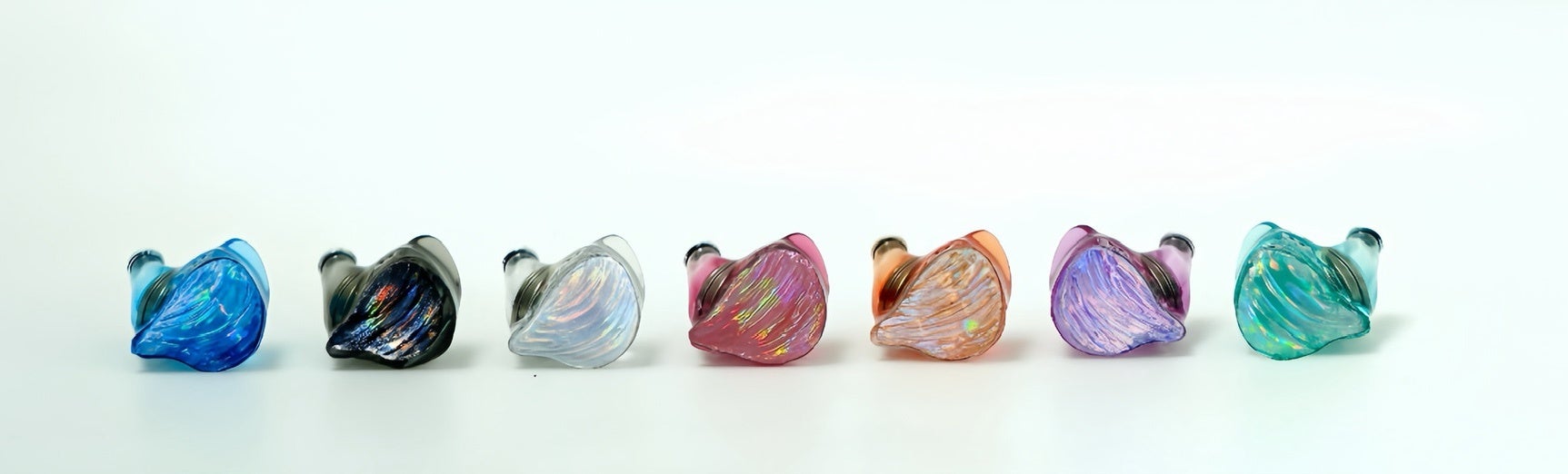 LIFEEAR、高透明レジンボディを採用した着せ替え式有線イヤホン「Nova Shell」を発表｜取扱サイト