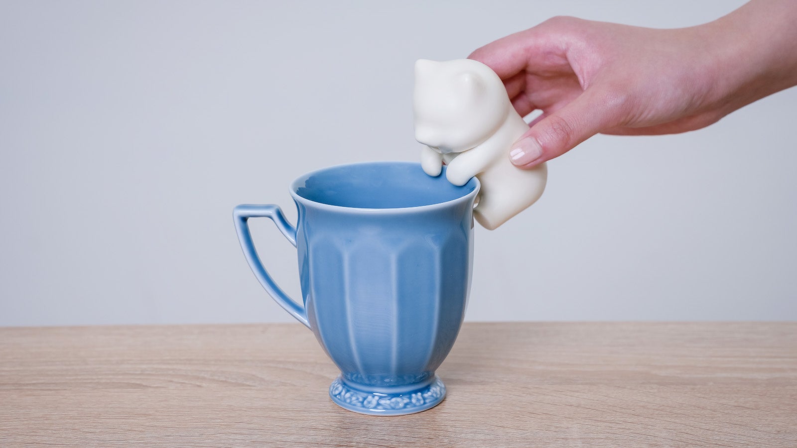 ユカイ工学、離乳食を冷ますロボット「猫舌ふーふー」をアカチャンホンポで販売開始｜「猫舌ふーふー」の主なスペック（3枚目）