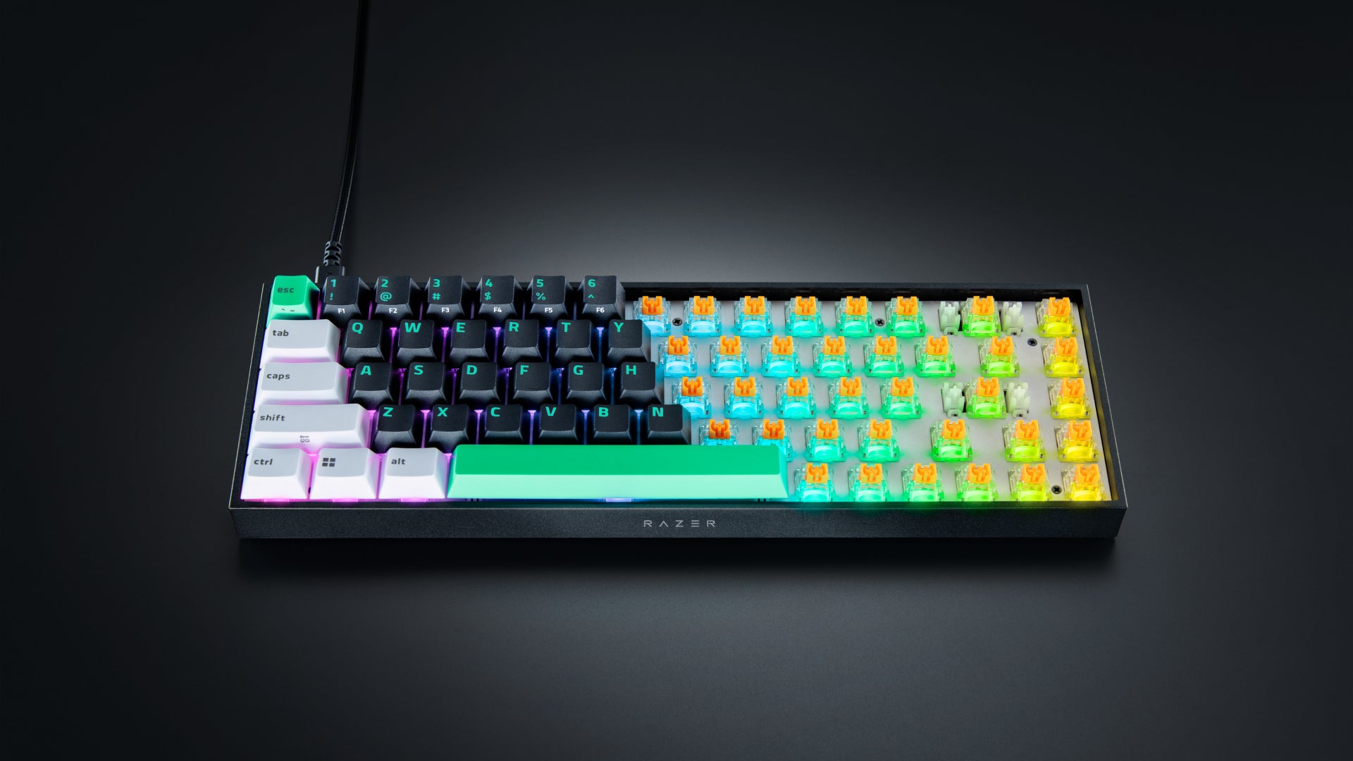 Razer、65%レイアウトのゲーミングキーボード「Razer Reclusa X Mini 65%」を発表｜ホットスワップ対応とカスタマイズ性