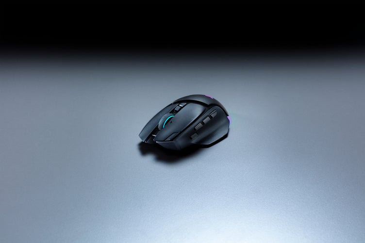 Razer、エルゴノミックRGBゲーミングマウス「Basilisk V4」シリーズを発表|卓越した精度とトラッキング性能
