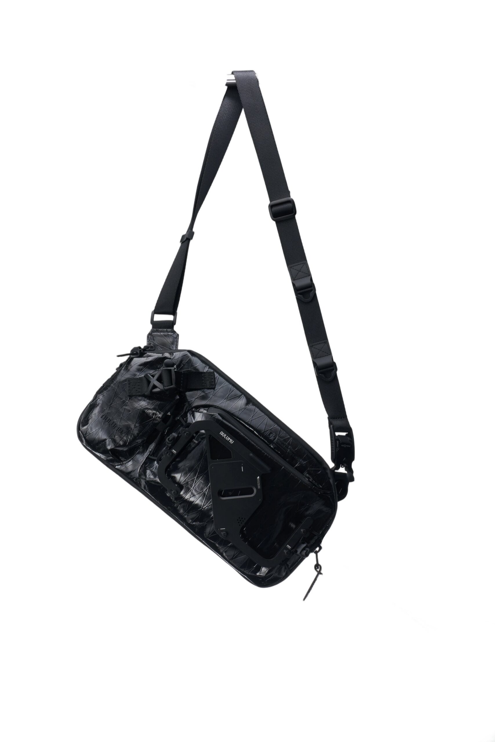 AULUMU、マグネットマウントを備えたスリングバッグ新シリーズ「B01 / B02」を日本国内で発売｜B02 Urban Transit スマホ スリングバッグの製品仕様