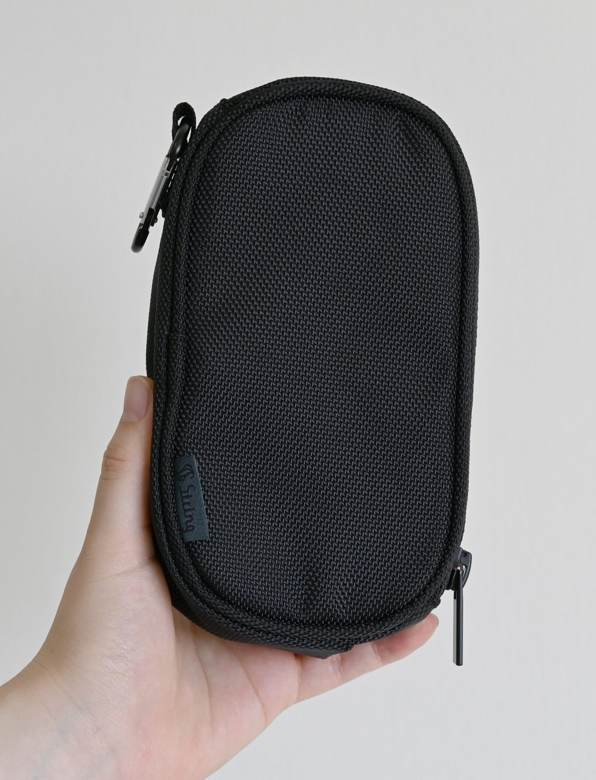 株式会社GROOVE、リチウムイオンバッテリーの発火リスクに備える「モバイル防火ポーチ」を発売｜モバイル防火ポーチの主な特徴