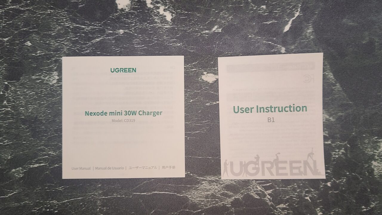 『UGREEN Nexode Mini 30W』の取扱説明書類