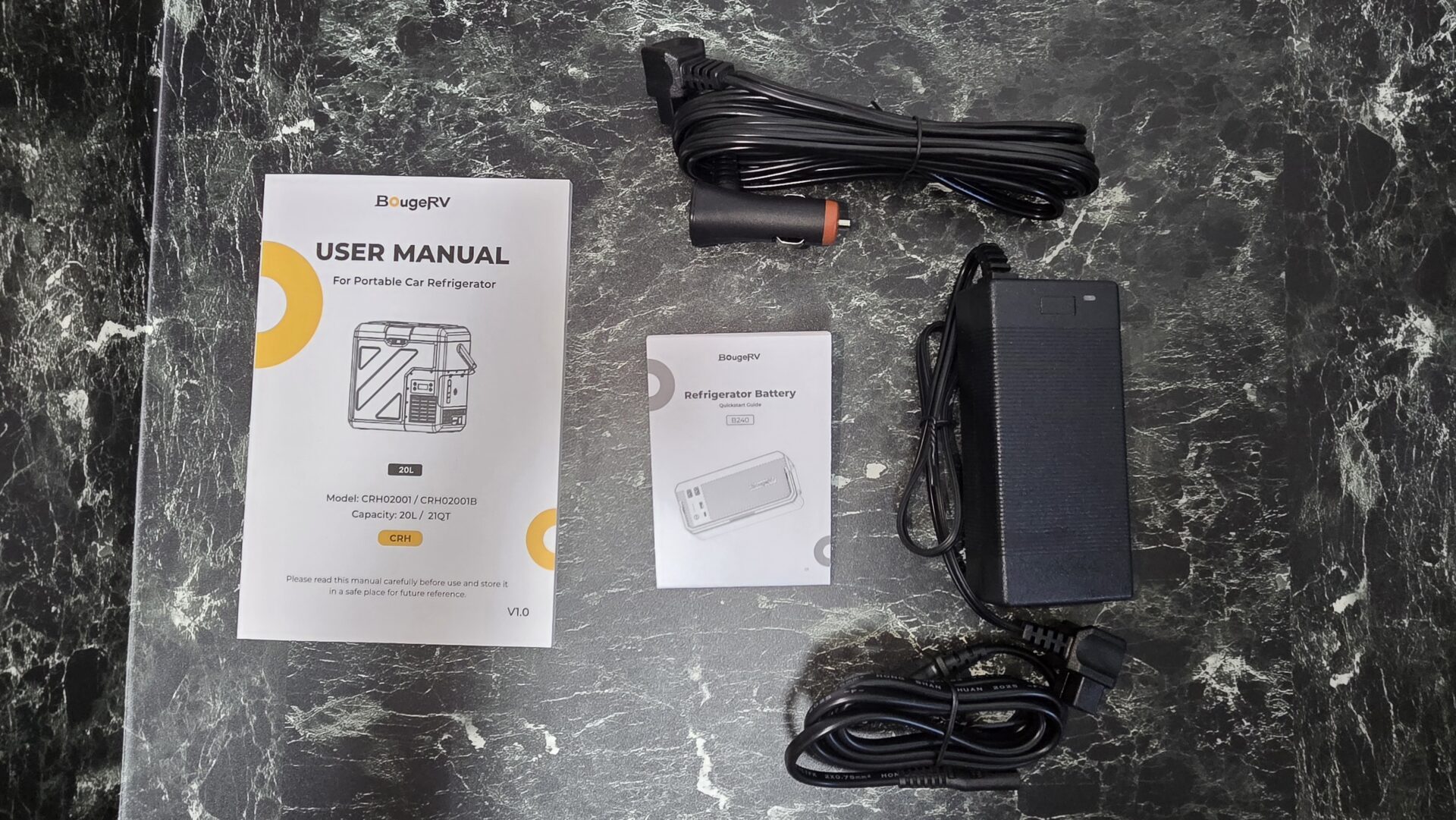 BougeRV CRH20 ポータブル冷蔵庫の付属品一覧