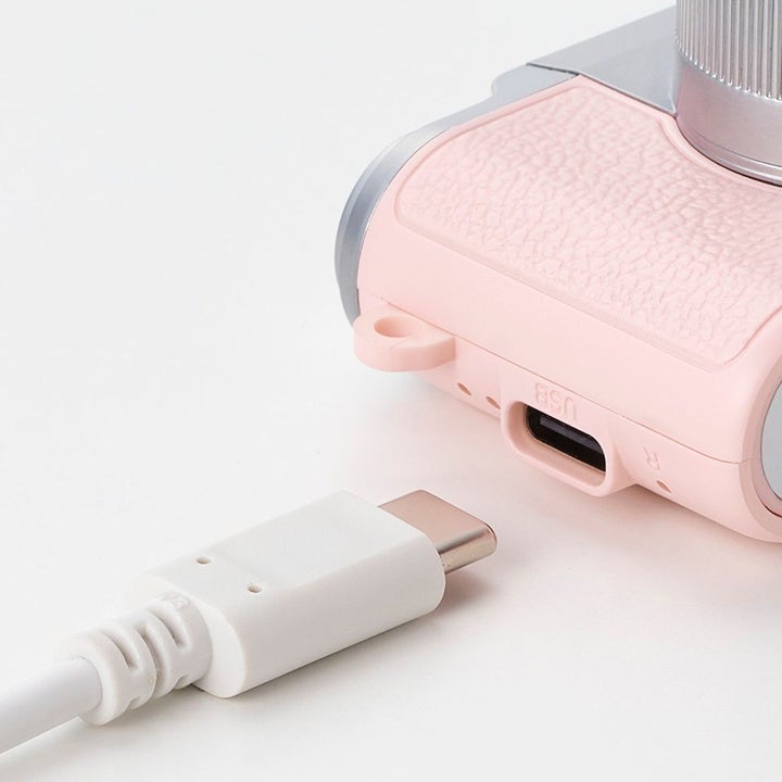 エレコム、ディスプレイを見ながら自撮りができるセルフィーミニカメラを2026年9月上旬に発売｜製品ラインアップと価格（8枚目）