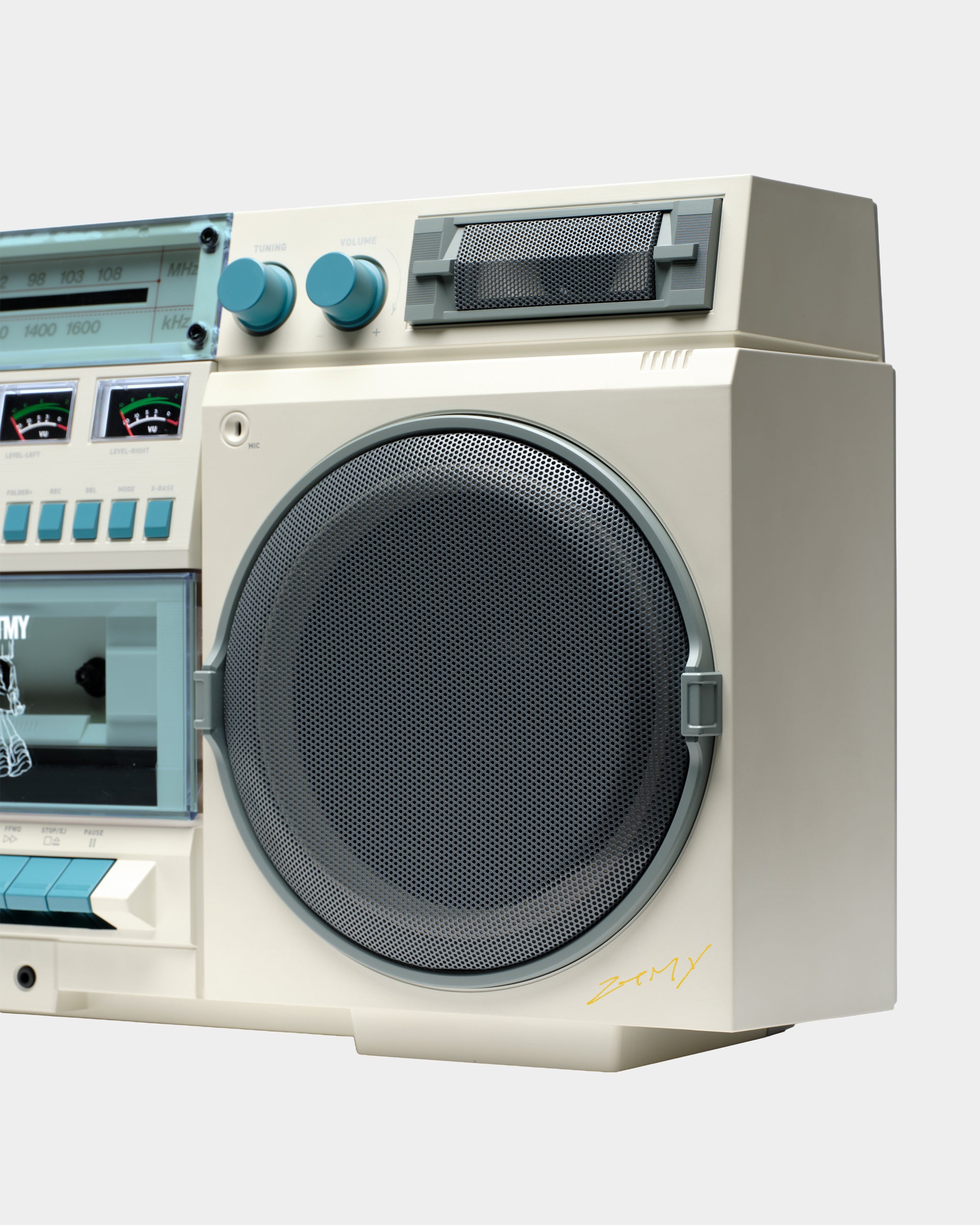 ドウシシャ、ずっと真夜中でいいのに。とコラボした多機能ラジカセ「SCR-B9(Z)」の追加受注販売を実施｜SCR-B9(Z)の主な仕様と特徴