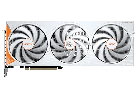 白いフレームに3基のファンを備えたグラフィックボードの正面