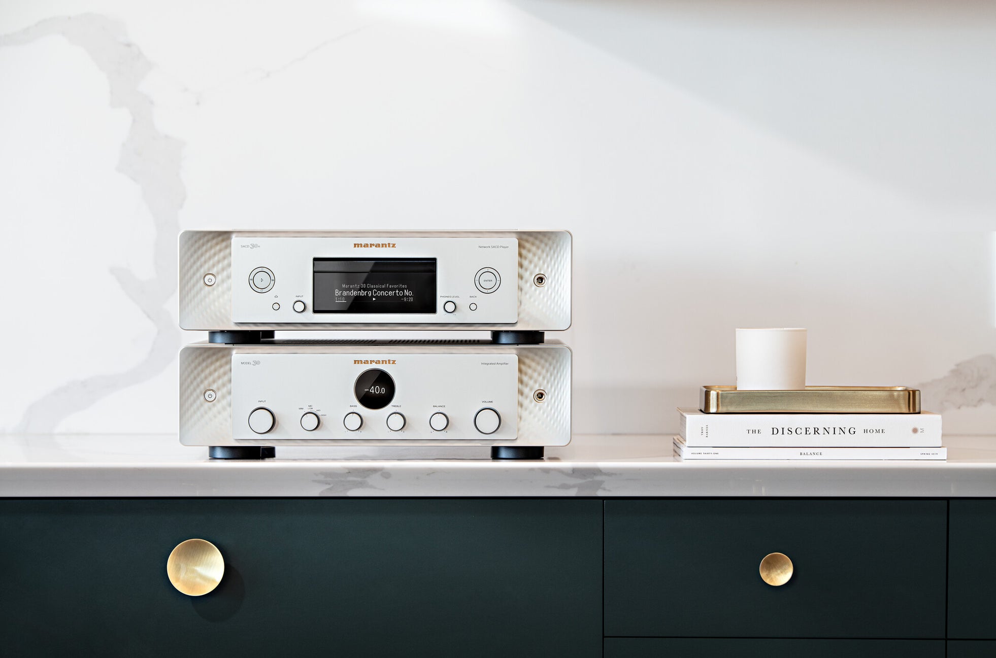 Bowers ＆ Wilkins、伊勢丹新宿店メンズ館でROLF BENZとのコラボポップアップストアを開催｜開催開催情報（3枚目）