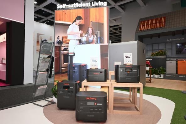 Jackery、IFA 2026でAI電力管理対応の蓄電システムや住宅用蓄電を発表｜最大100kWhの住宅用液体冷却式蓄電システム「Jackery EnergyGuard Max」