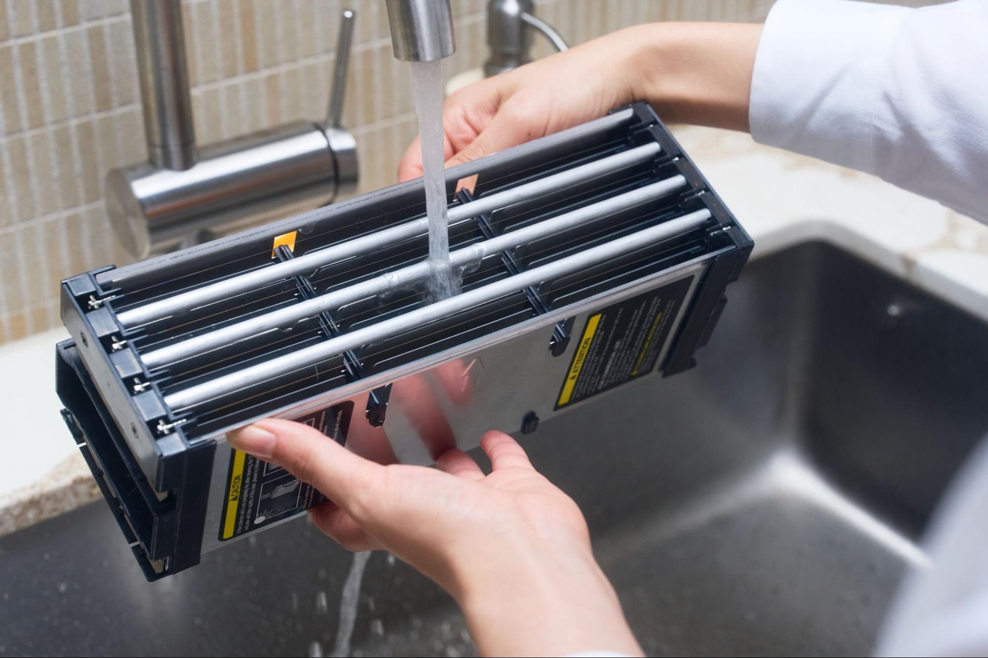 SunRuck、洗えるフィルターを採用した空気清浄脱臭機「Deo Airliss」のSHIBUYA TSUTAYAでの実機展示を発表｜製品仕様とSHIBUYA TSUTAYAの展示概要