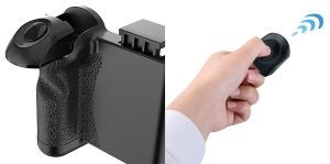 磁気研究所、重さ約60gで自撮り棒禁止エリアでも使える「ワンハンドシャッター」を発売（4枚目）