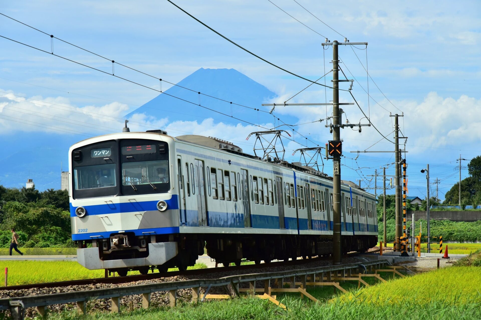 GROOVE X、静岡県伊豆の国市で1泊2日ホテル貸切の『LOVOT』オフ会ツアーを2026年9月に実施｜取扱サイト