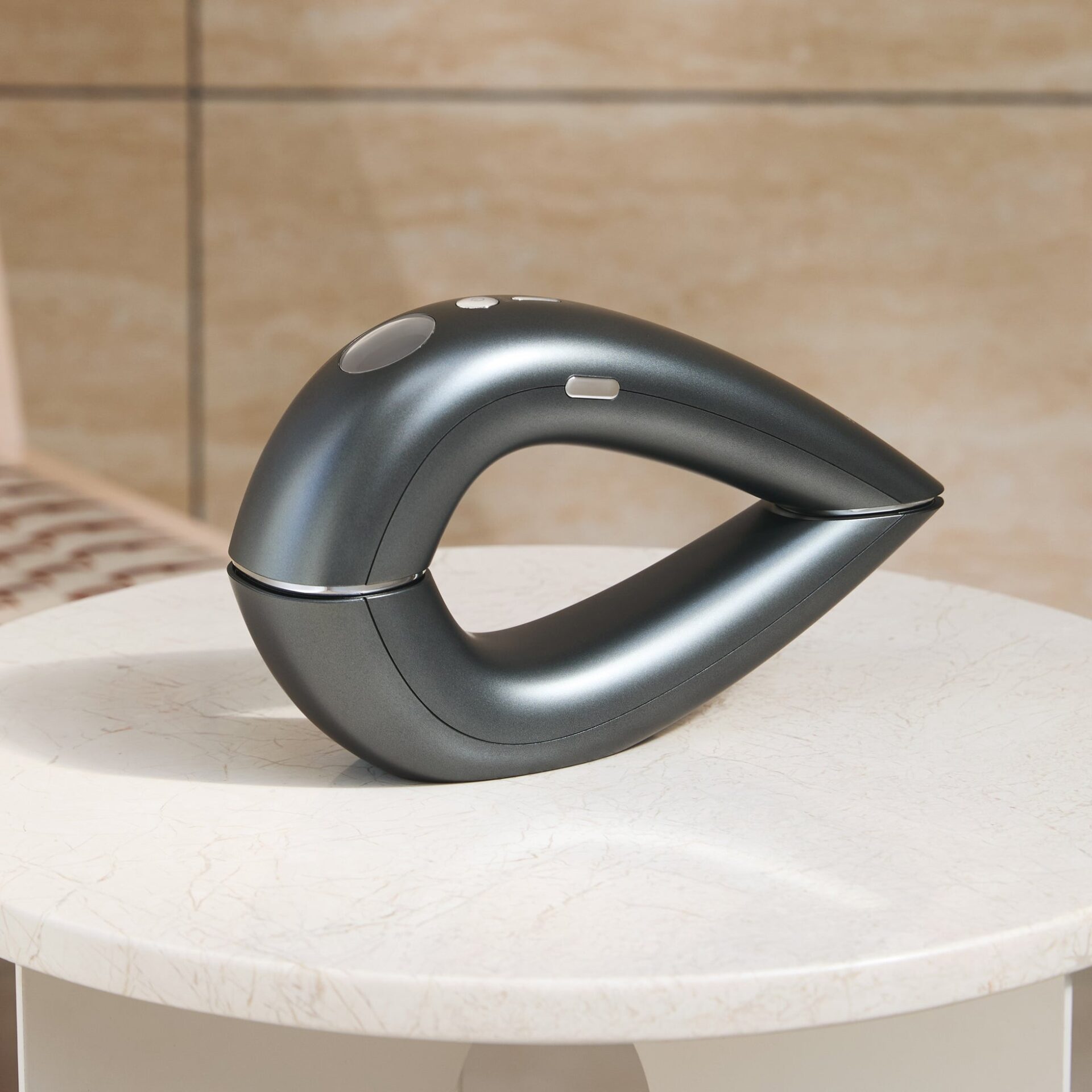 ステラボーテ、人気ヘアドライヤー「Shine Rebirth Hair Dryer JEWEL」に新色「カイヤナイト」を追加し2026年8月3日に発売｜取扱サイト