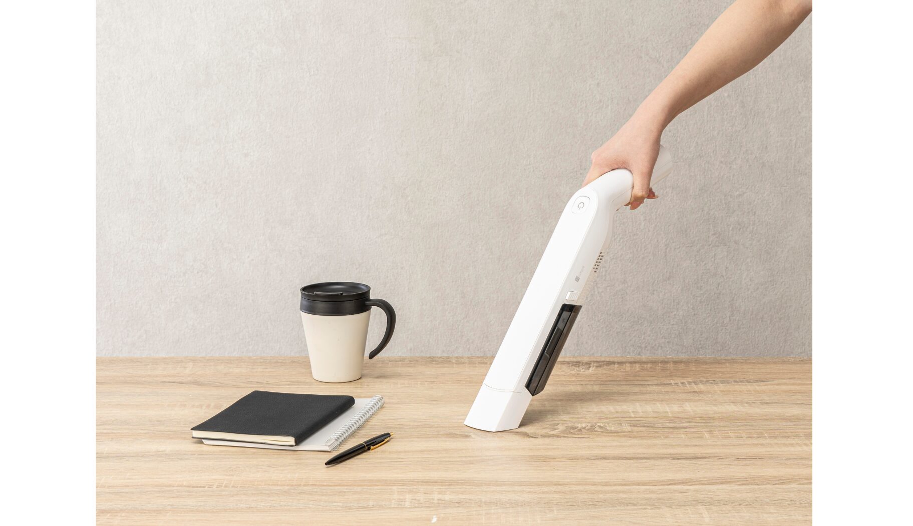 ニトリ、専用充電スタンド付きの「コードレスハンディクリーナー」を発売｜コードレスハンディクリーナーの主な特徴