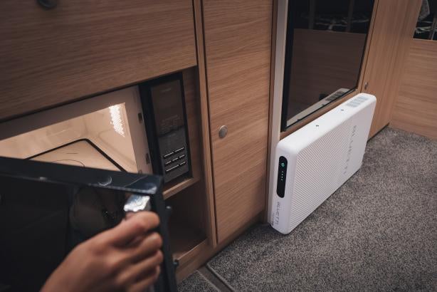 BLUETTI、厚さ75mmの超薄型大容量ポータブル電源「FridgePower」をMakuakeにて先行販売開始｜製品概要と主なスペック（3枚目）