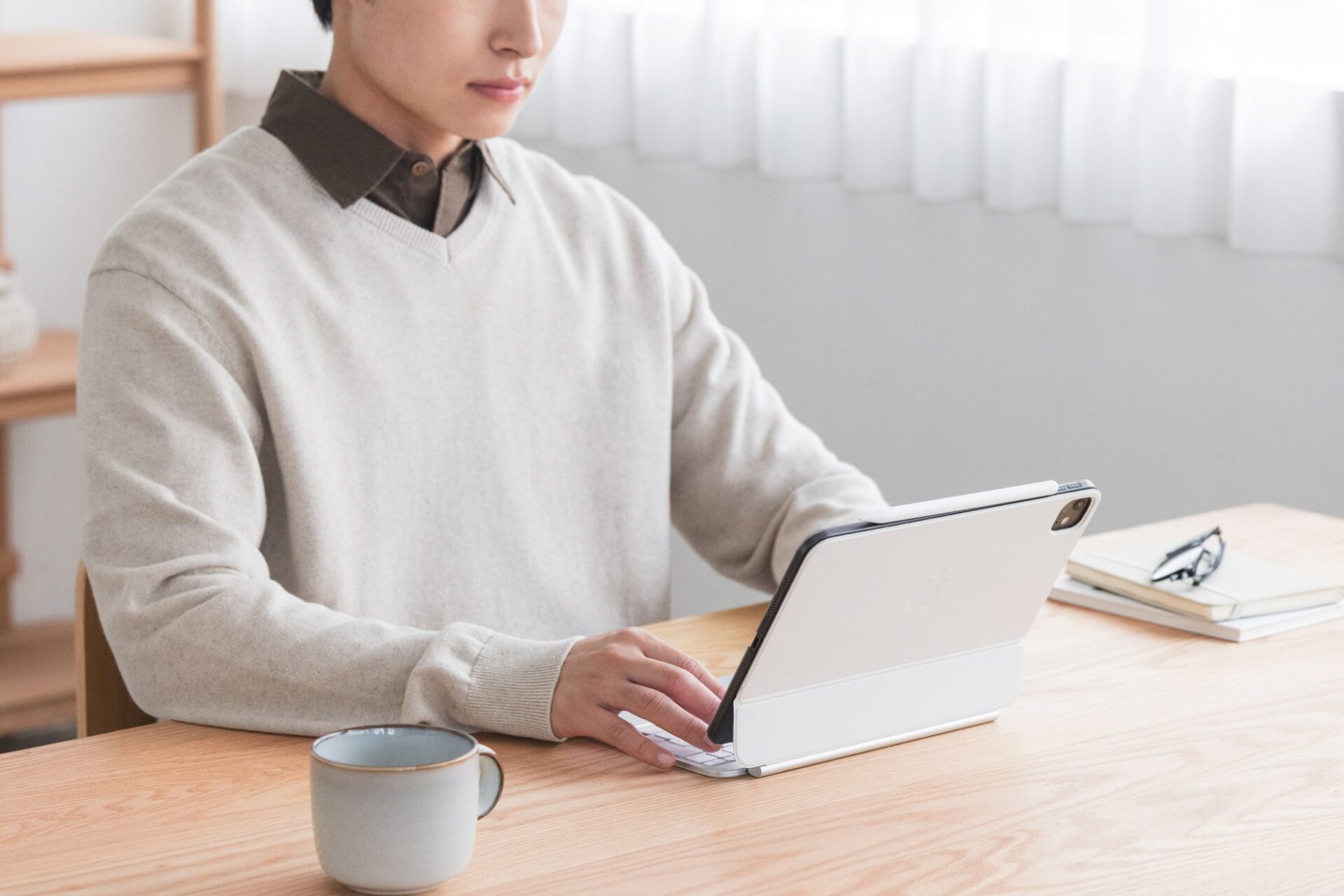 Casefinite、「ほぼ、裸。」の装着感を追求した超薄型ケース「The Frost Air」のiPad Pro M4/M5対応モデルを発売｜製品の主要スペックとカラー展開