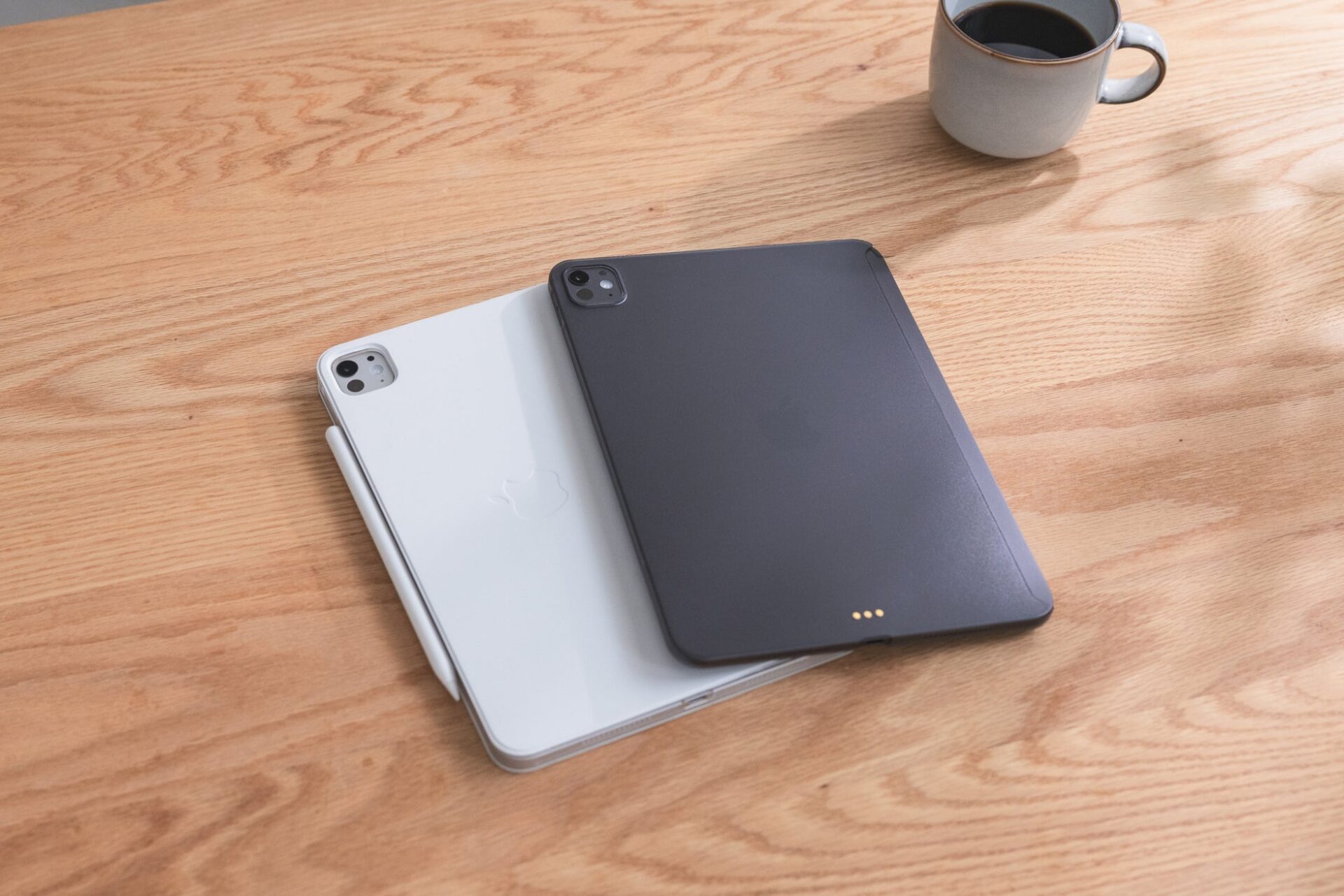 Casefinite、「ほぼ、裸。」の装着感を追求した超薄型ケース「The Frost Air」のiPad Pro M4/M5対応モデルを発売｜取扱サイト