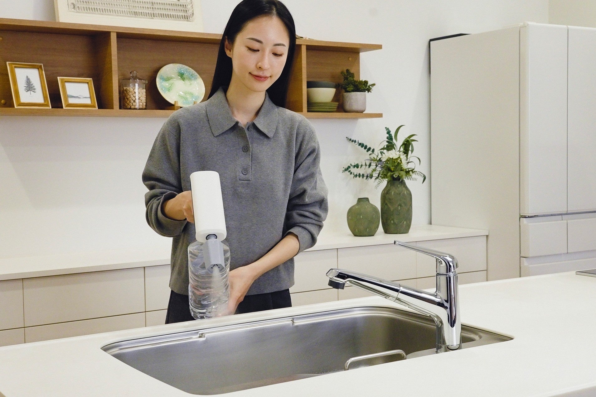 サイエンス、ハンディ次世代型洗浄機「MIRABLE AQUABLAST MINI」がMakuakeで応援購入総額3億7千万円を突破（2枚目）