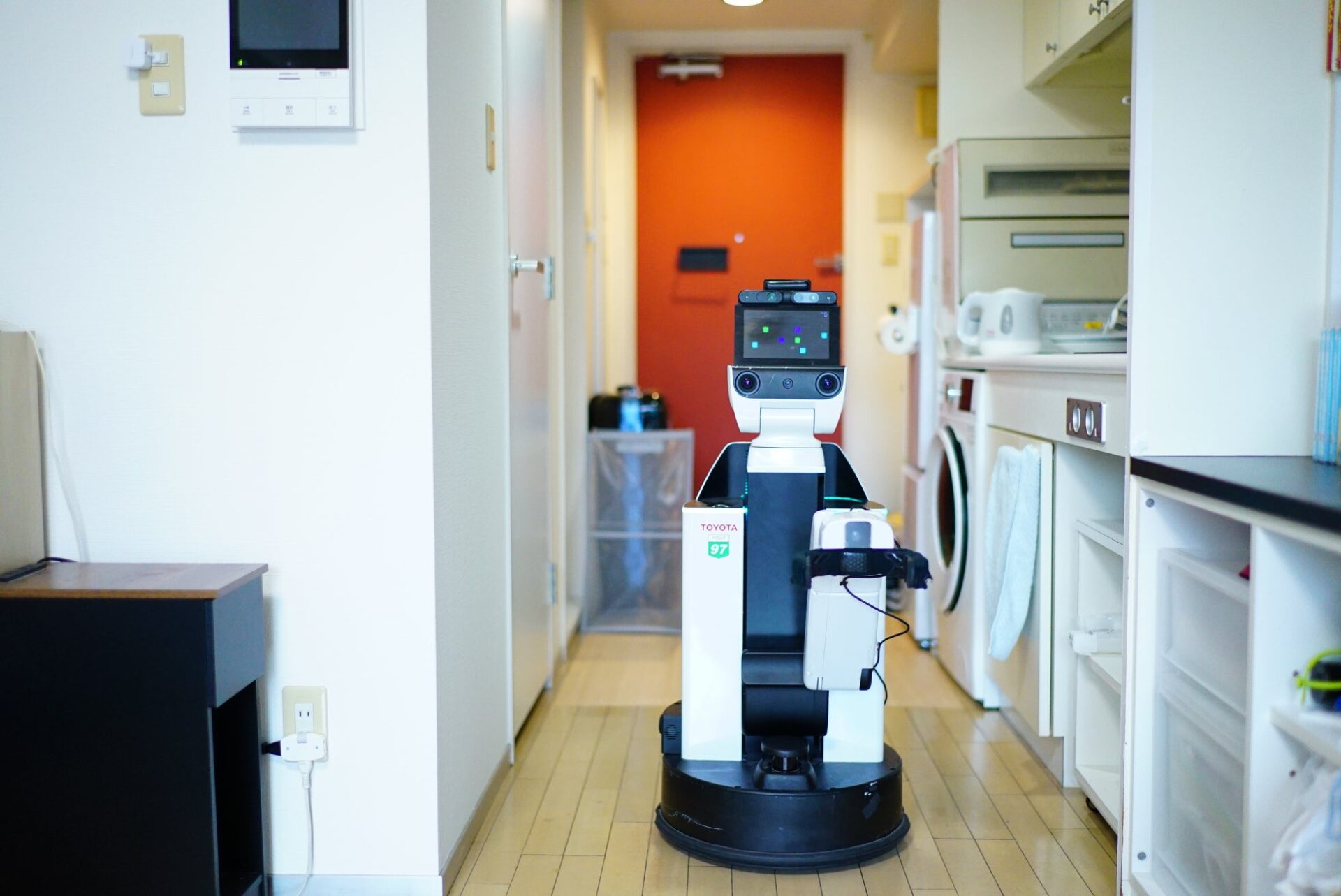 AIRoA、日本科学未来館で来館者参加型の家庭用サービスロボット実証実験を開始 - 画像1