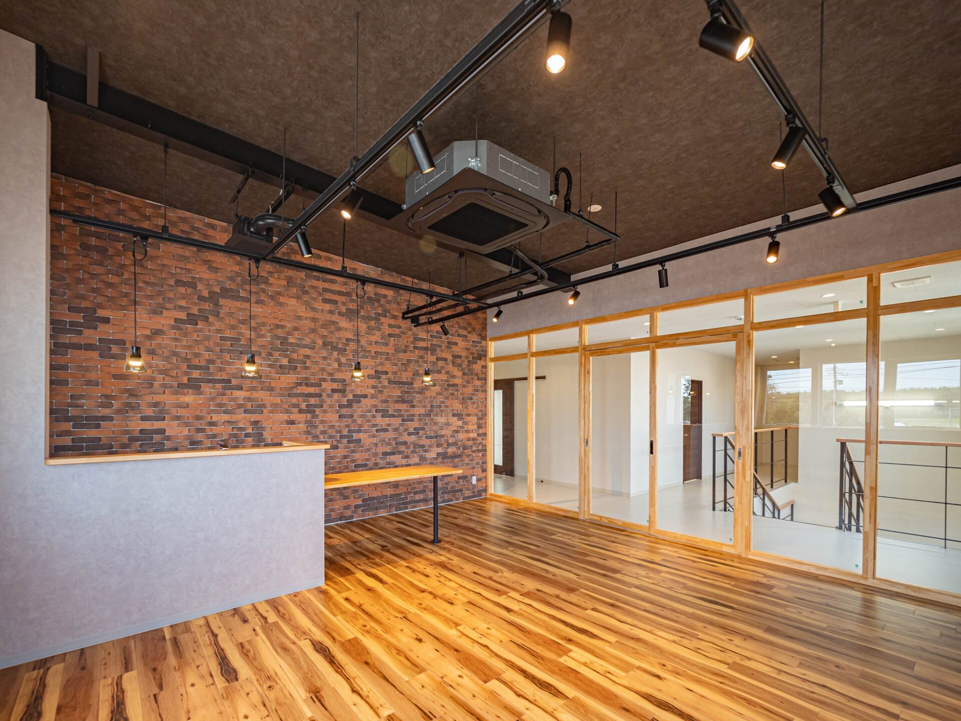 アコン、April Dreamでレーザー技術の普及目指す - 画像8