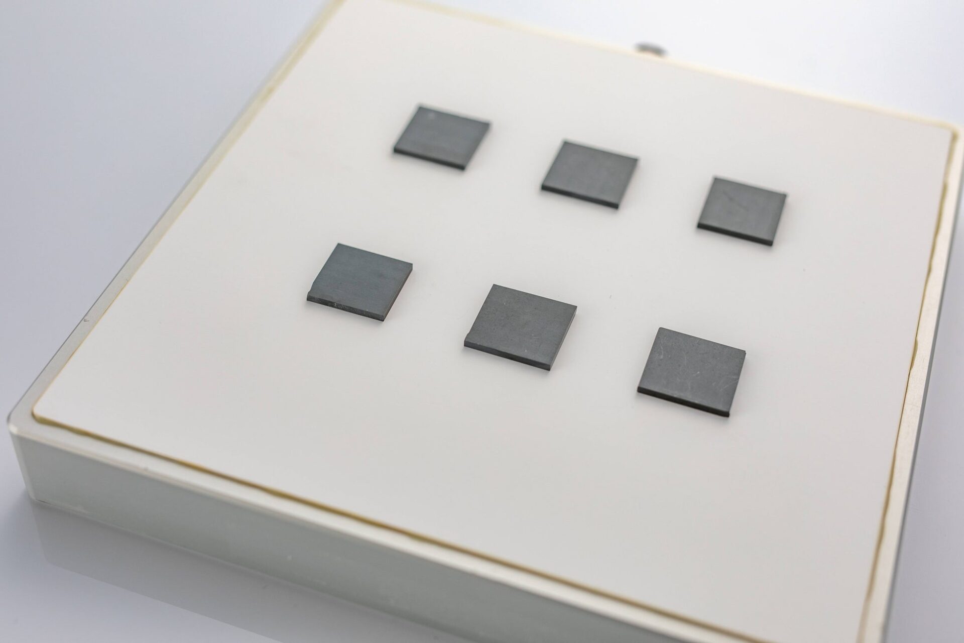 西村陶業、薄型ワークハンドリング向けANYCHUCKを発売 - 画像2