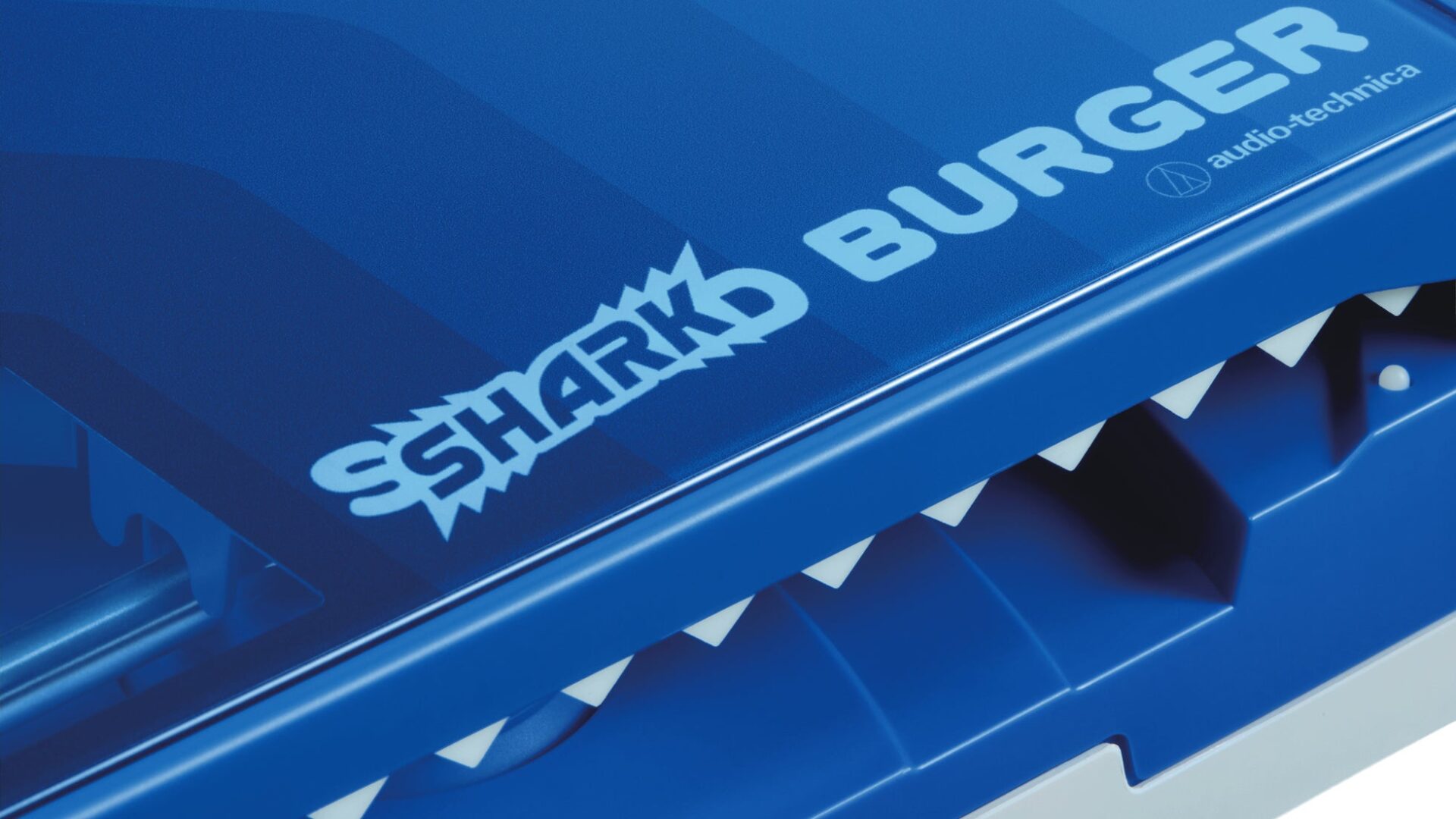 オーディオテクニカ、気仙沼のサメ漁とコラボしたポータブルレコードプレーヤー「SHARK BURGER」を発表 - 画像7