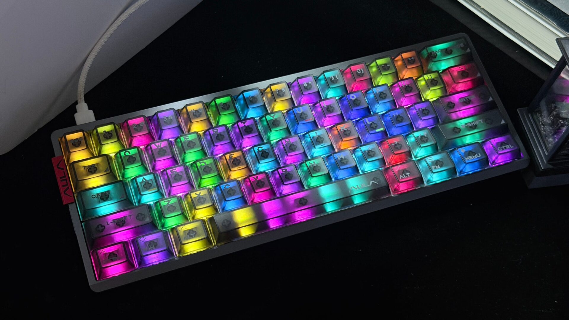 AULA、磁気スイッチ搭載の60%ゲーミングキーボード「AG60」を発売 - 画像6