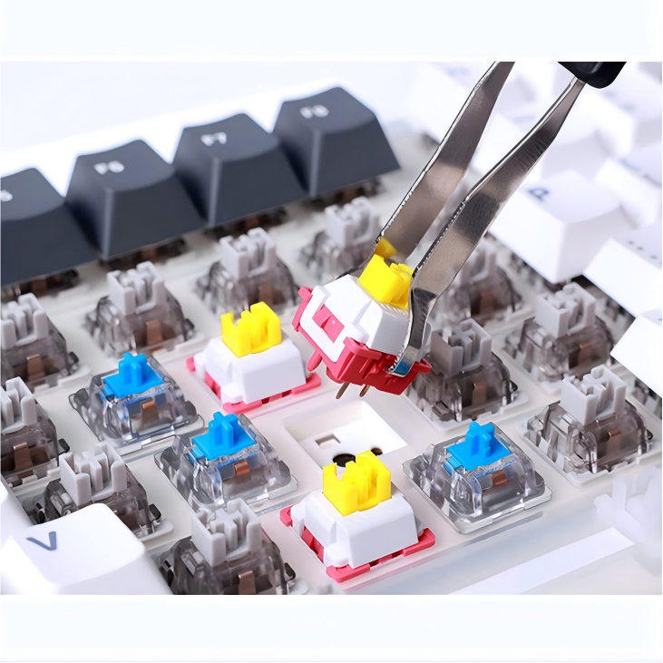 AULA、デュアルディスプレイ搭載のメカニカルキーボード「AMG65」を日本で発売 - 画像7