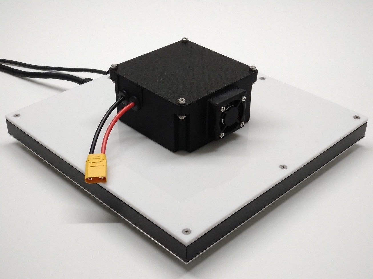 ビー・アンド・プラス、ドローン向け500W軽量ワイヤレス充電技術を開発 - 画像2