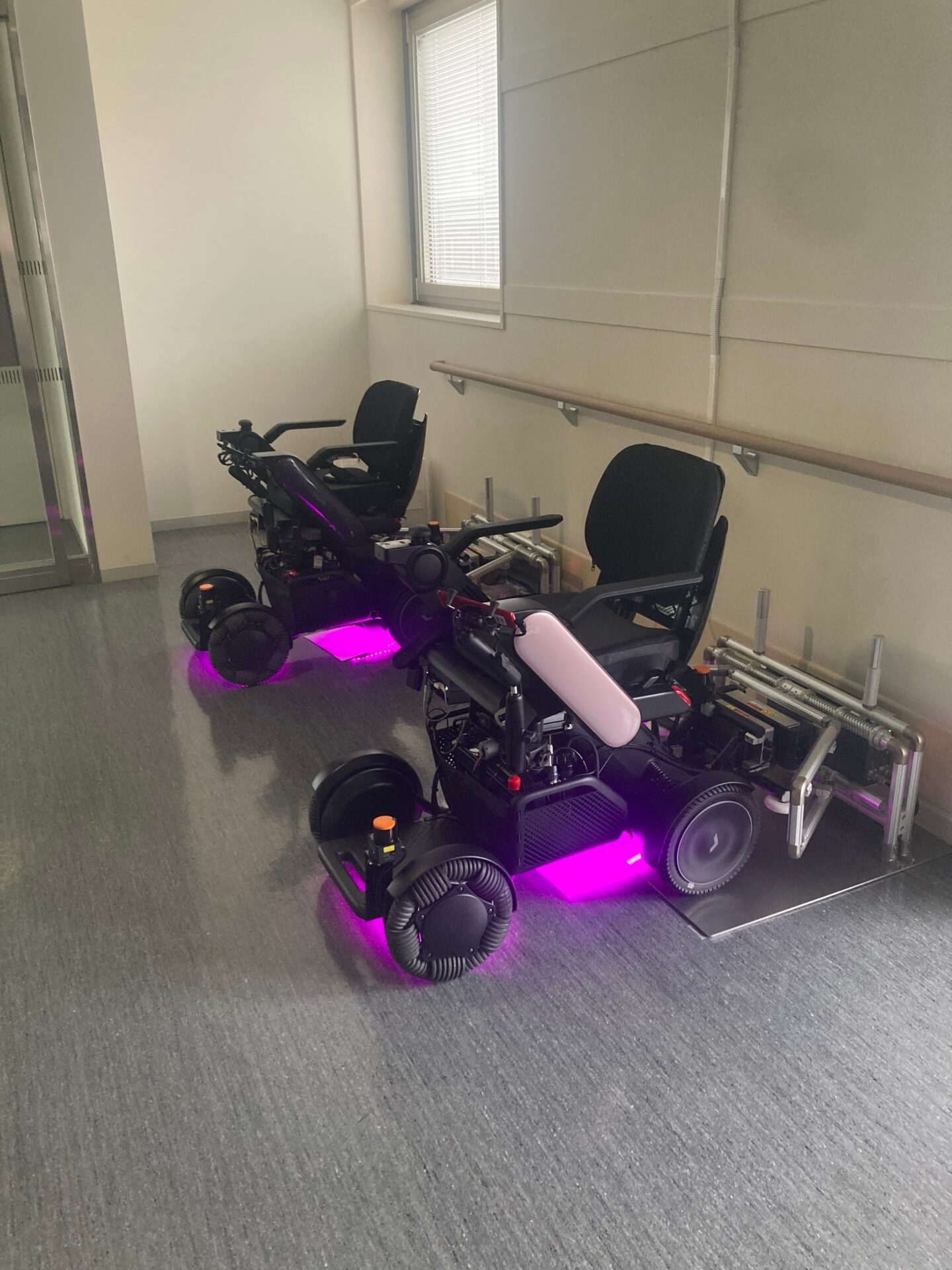 ビー・アンド・プラス、ワイヤレス充電対応のレール型ロボット検証セットを発売 - 画像19