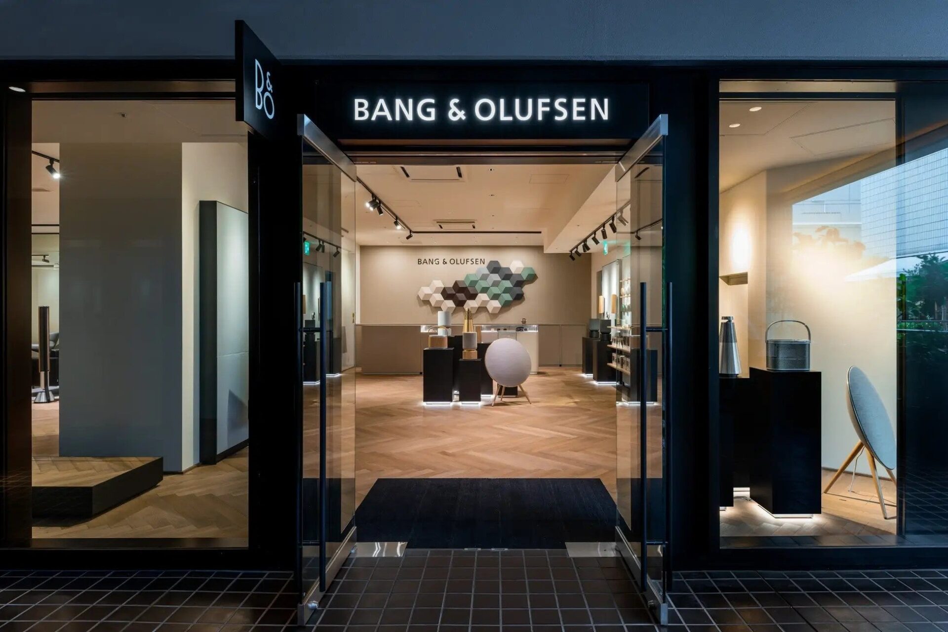 Bang & Olufsen 六本木が営業終了、新ショールームへ移行 - 画像1