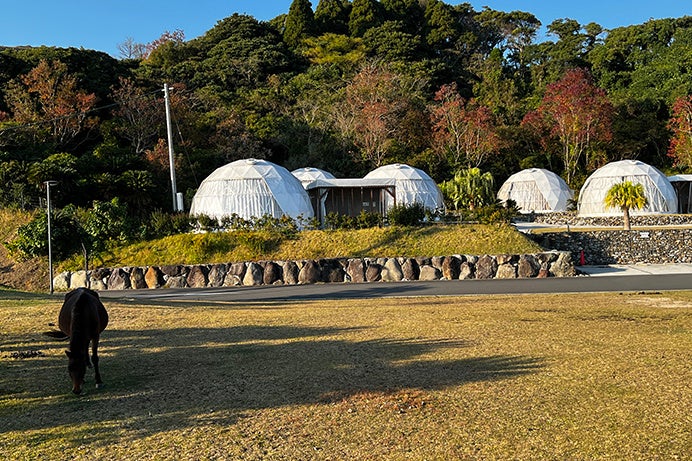 バッファロー、屋外用アクセスポイントをグランピング施設に導入 - 画像1