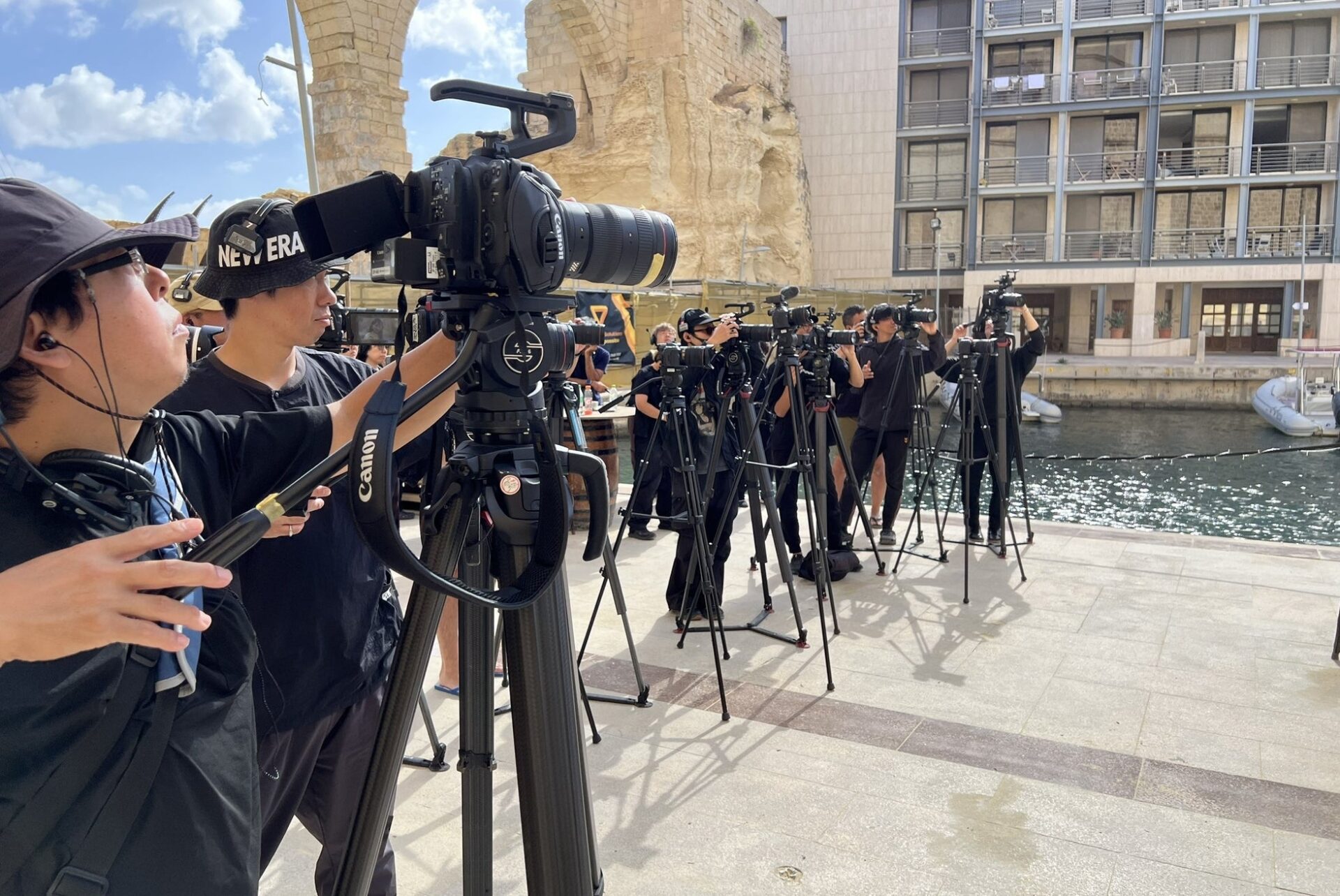 キヤノンのCINEMA EOS SYSTEMとリモートカメラ、恋愛リアリティー番組で大規模マルチカメラ収録に貢献 - 画像1