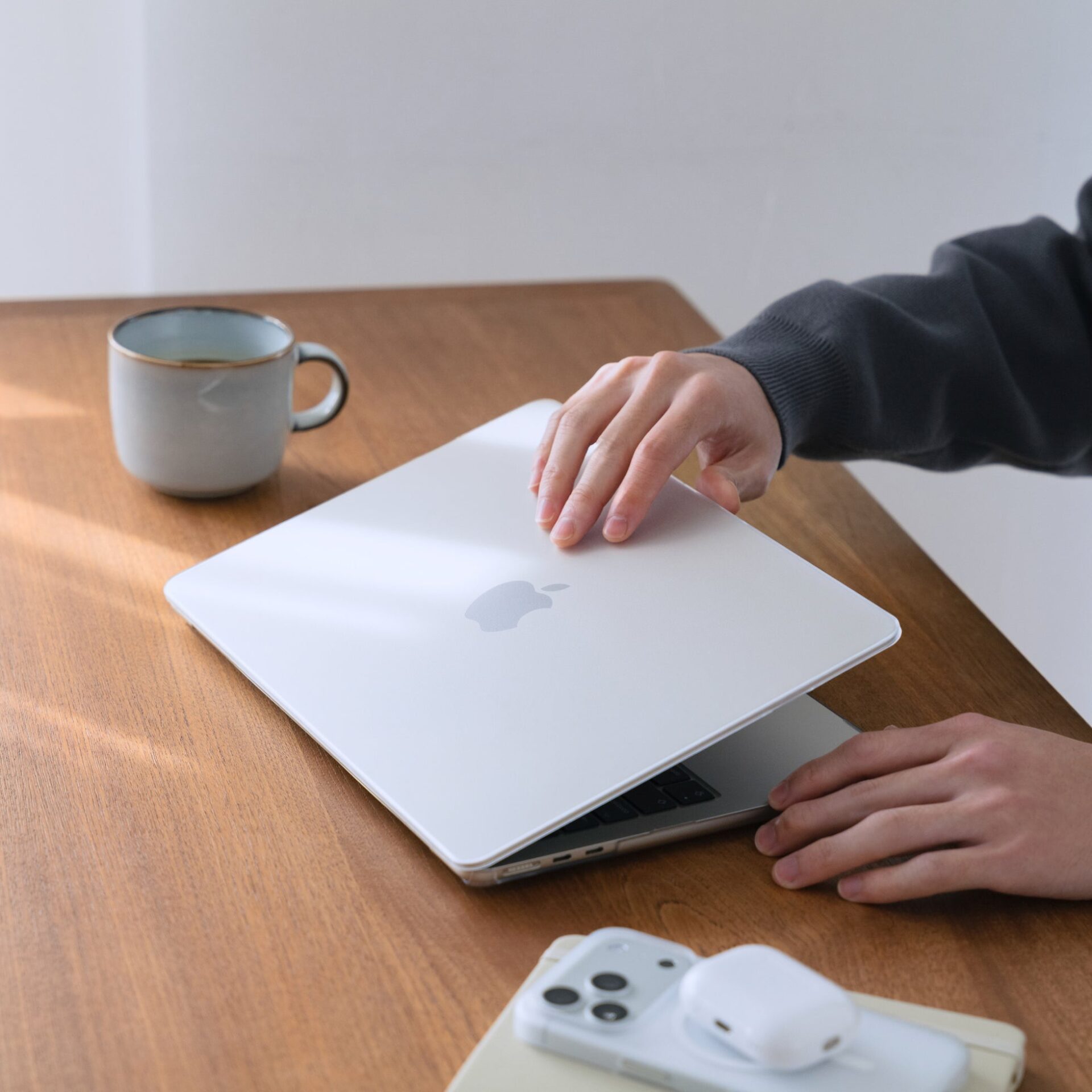 CASEFINITE、「THE FROST AIR」よりMacBook Air / Pro対応ケースを発売 - 画像3