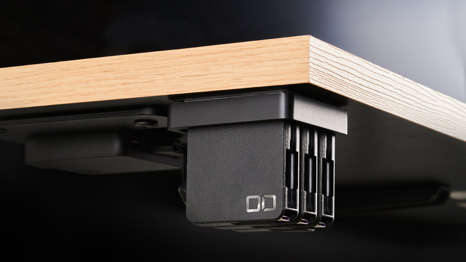 CIO、デスク環境を整えるコードリール式充電器「CIO ケルベロス」を発表 - 画像7