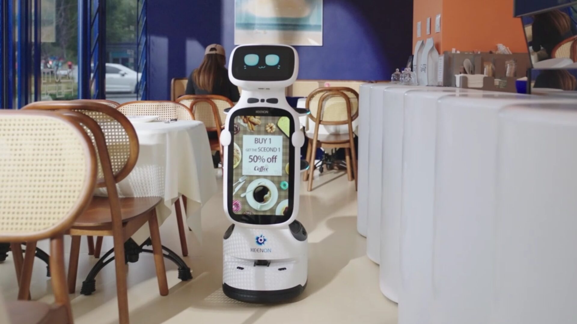 DFA Robotics、通路幅49cmの小型配膳ロボット「KEENON T11」を販売開始 - 画像3