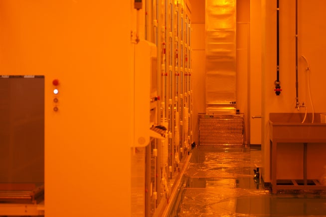 DNP、次世代半導体向けTGVガラスコア基板のパイロットラインを新設 - 画像4