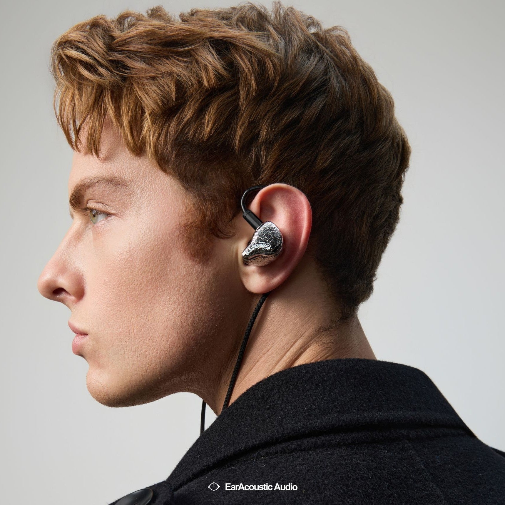 EarAcoustic Audio GENESIS G318s 登場 - 画像1