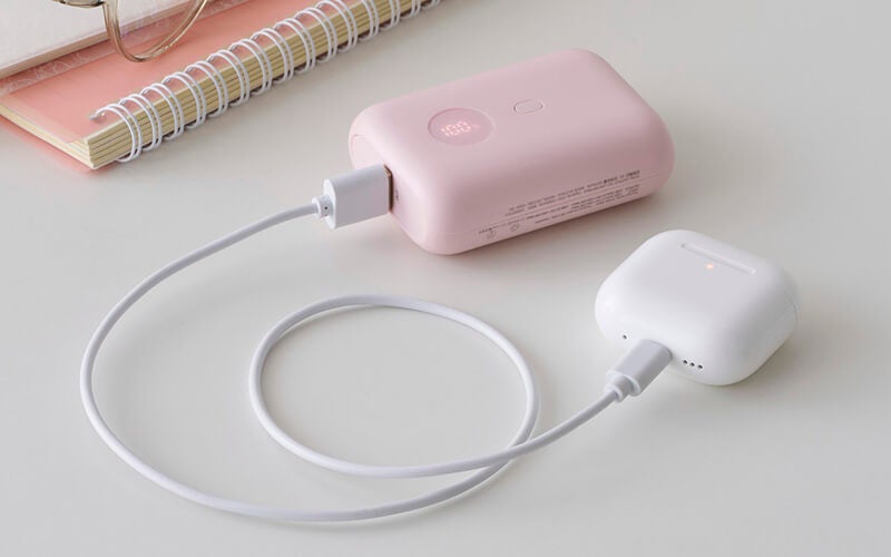 エレコム、カードサイズで残量表示に対応したモバイルバッテリー発売 - 画像9