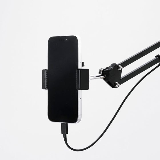 エレコム、俯瞰撮影や録音を快適にするカメラ・マイク用アームスタンド3種を発売|カメラ・スマートフォン用Zアーム型スタンドの主な特徴
