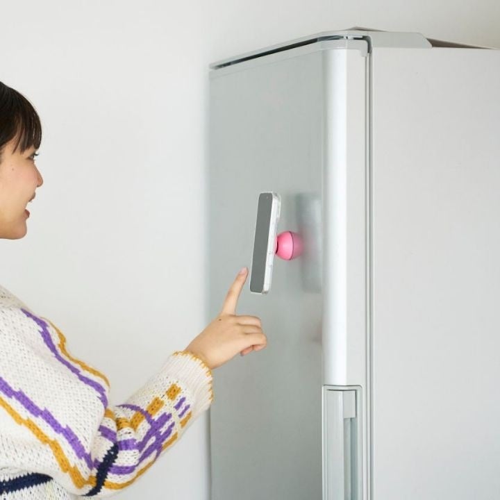 エレコム、壁やスマホにピタッと固定できるスマホスタンド「モバピタselfie」を新発売 - 画像3